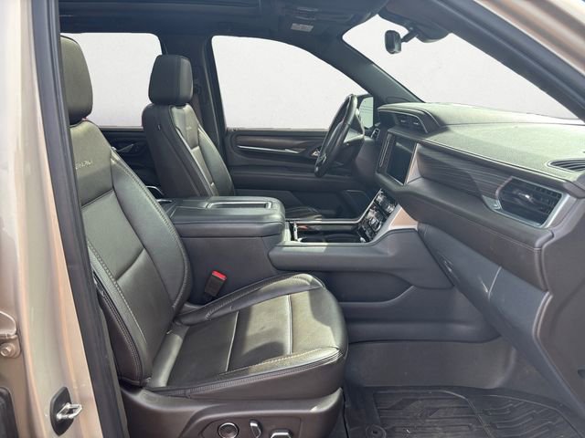Used 2021 GMC Yukon Denali w/ Denali Premium Package image 15