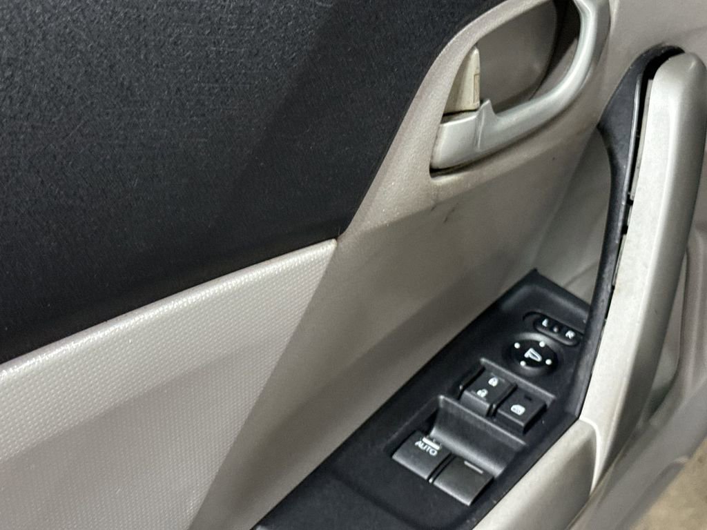 Used 2012 Honda Civic LX image 19