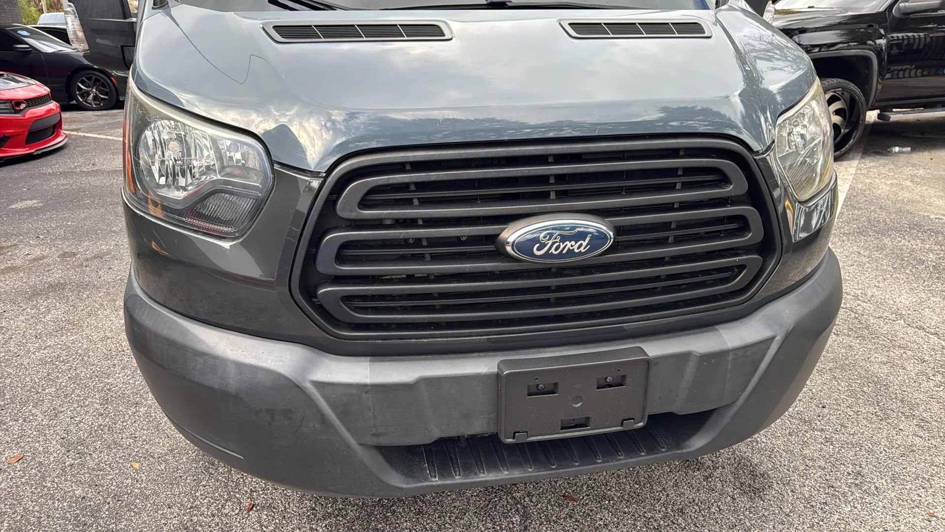 Used 2019 Ford Transit 250 148 High Roof Extended RWD image 26
