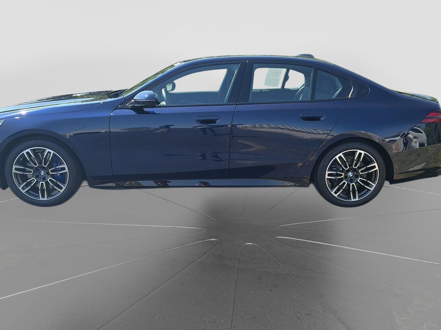 Certified 2024 BMW 540i xDrive w/ Premium Package AWD/4WD image 2
