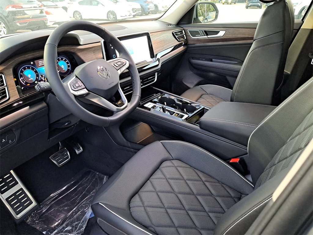 New 2025 Volkswagen Atlas SEL Premium R-Line image 7