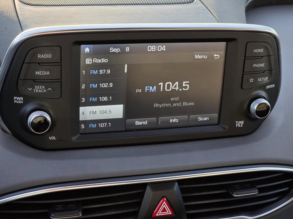 Used 2019 Hyundai Santa Fe SE FWD image 21
