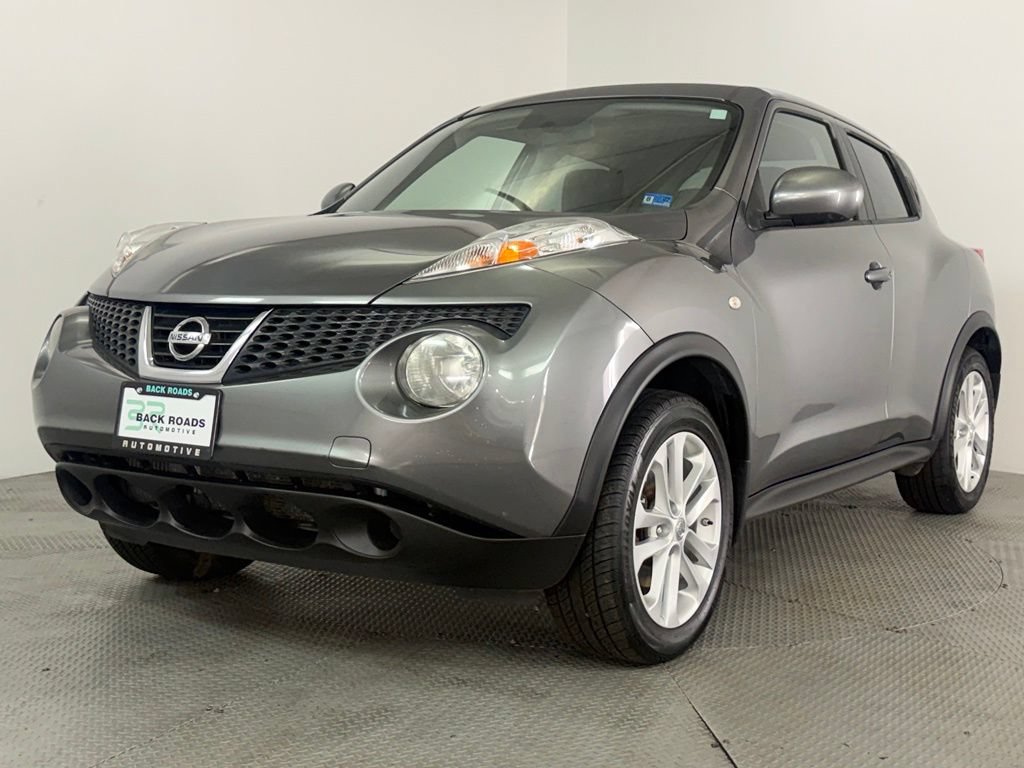 Used 2013 Nissan Juke SV AWD/4WD image 3