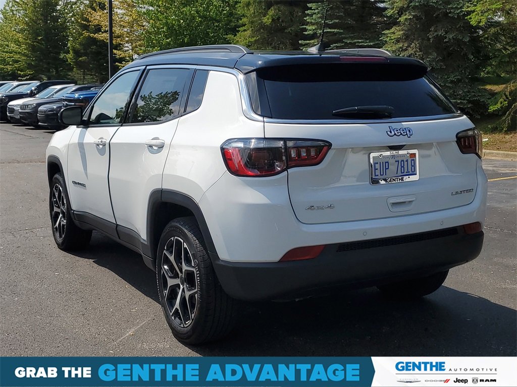 Used 2025 Jeep Compass Limited w/ Sun & Sound Group image 3