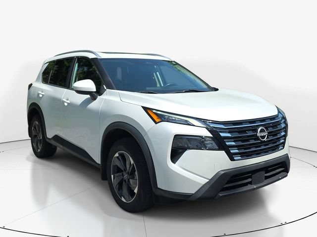 Used 2024 Nissan Rogue SV w/ SV Premium Package FWD image 3