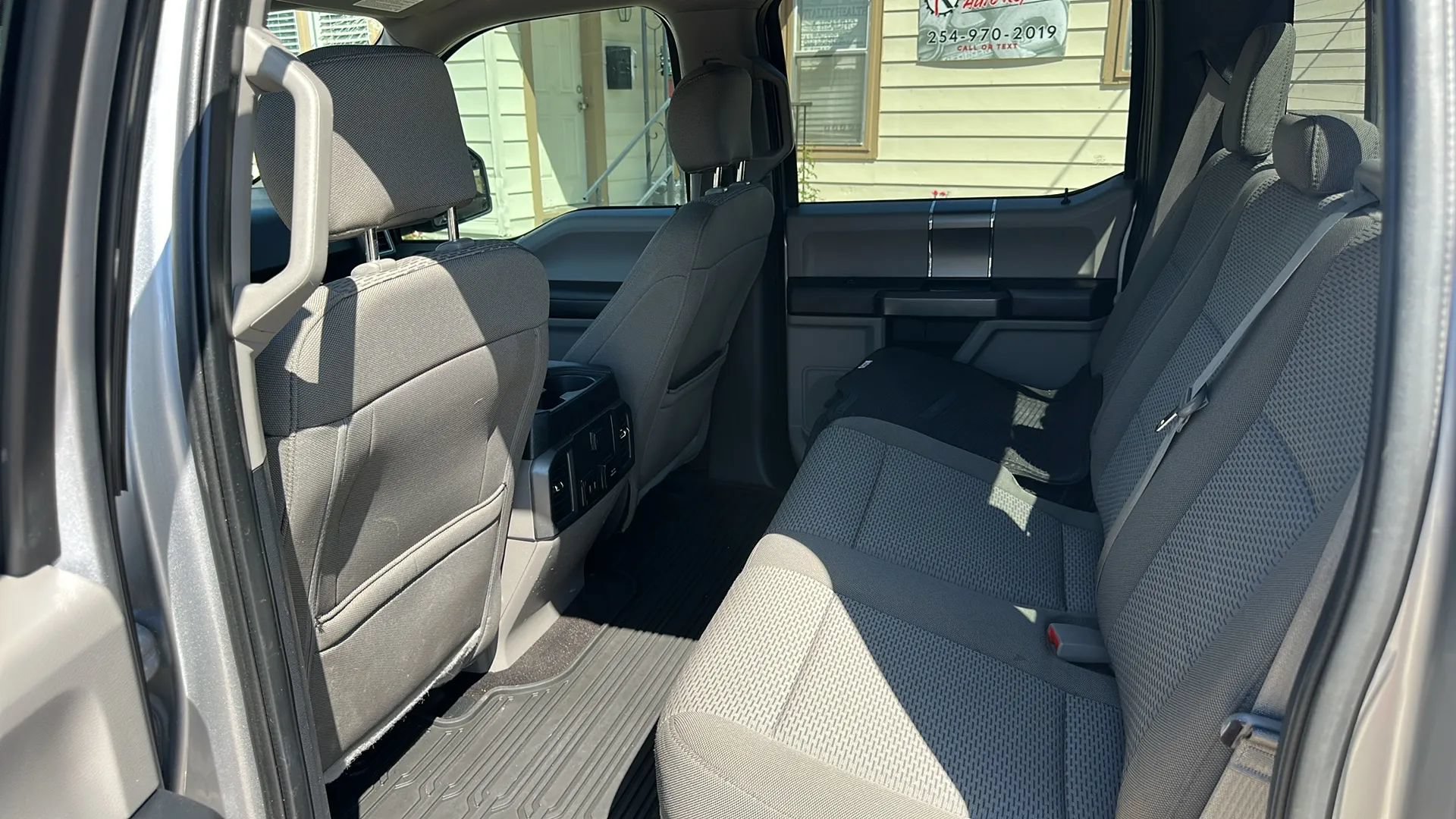 Used 2020 Ford F150 XLT w/ Equipment Group 302A Luxury AWD/4WD image 16