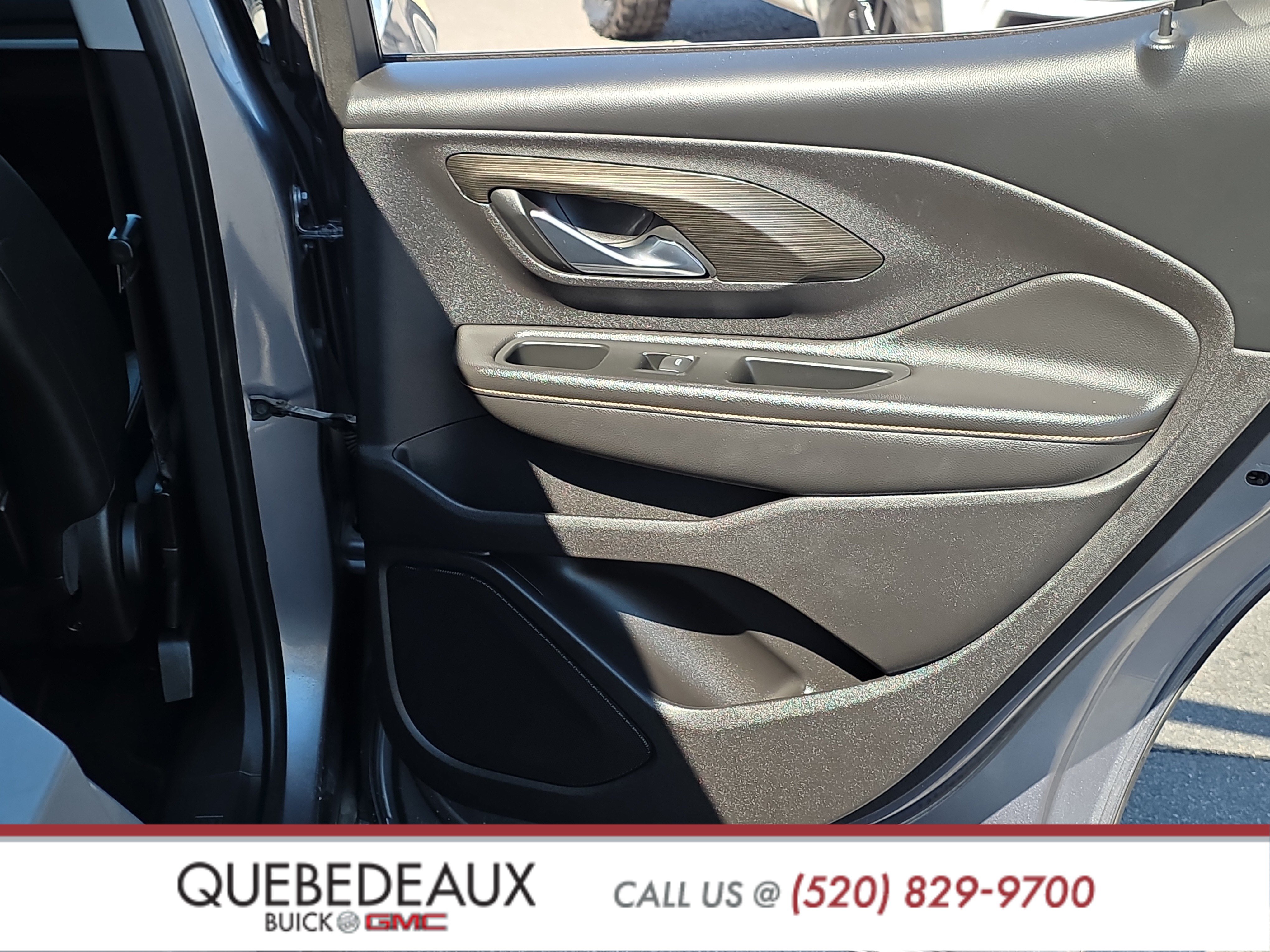 Used 2018 GMC Terrain SLT w/ Preferred Package FWD image 23