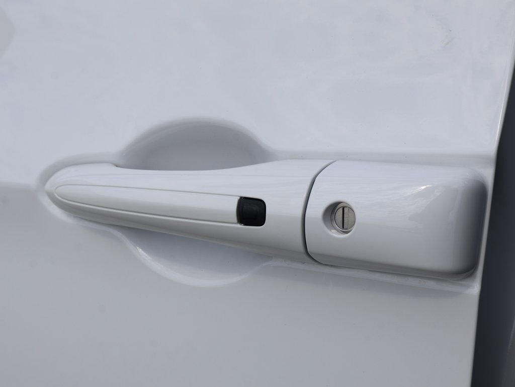 New 2026 Chrysler Pacifica Select image 19