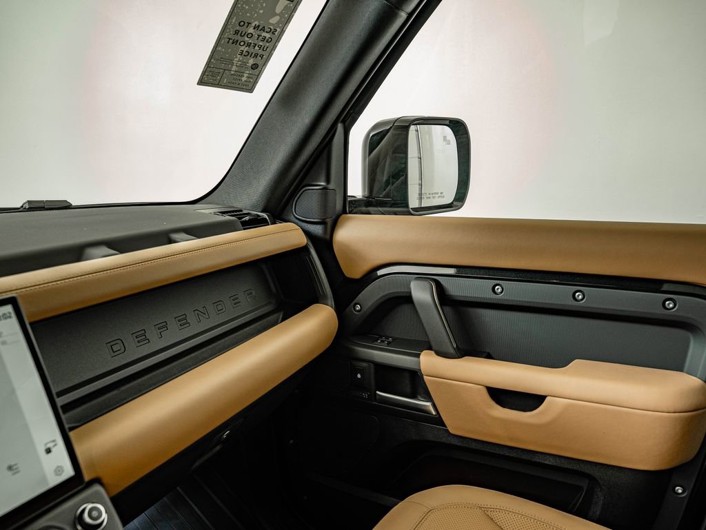 New 2026 Land Rover Defender 110 X-Dynamic SE image 25