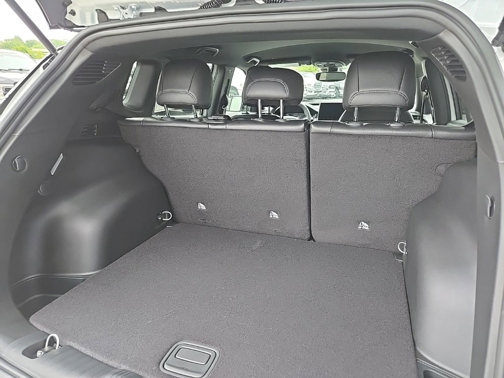 Used 2026 Jeep Compass Latitude image 90