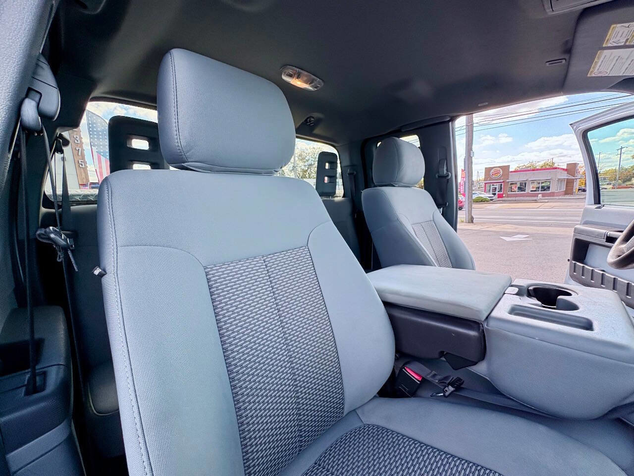 Used 2013 Ford F250 XLT w/ XLT Value Pkg AWD/4WD image 32