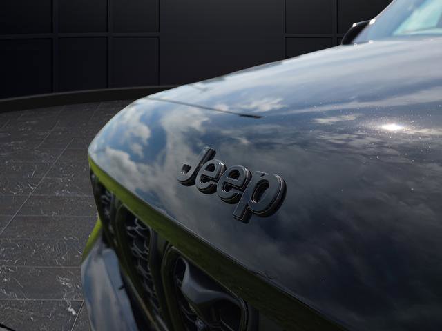 New 2025 Jeep Grand Cherokee L Limited w/ Luxury Tech Group II image 44