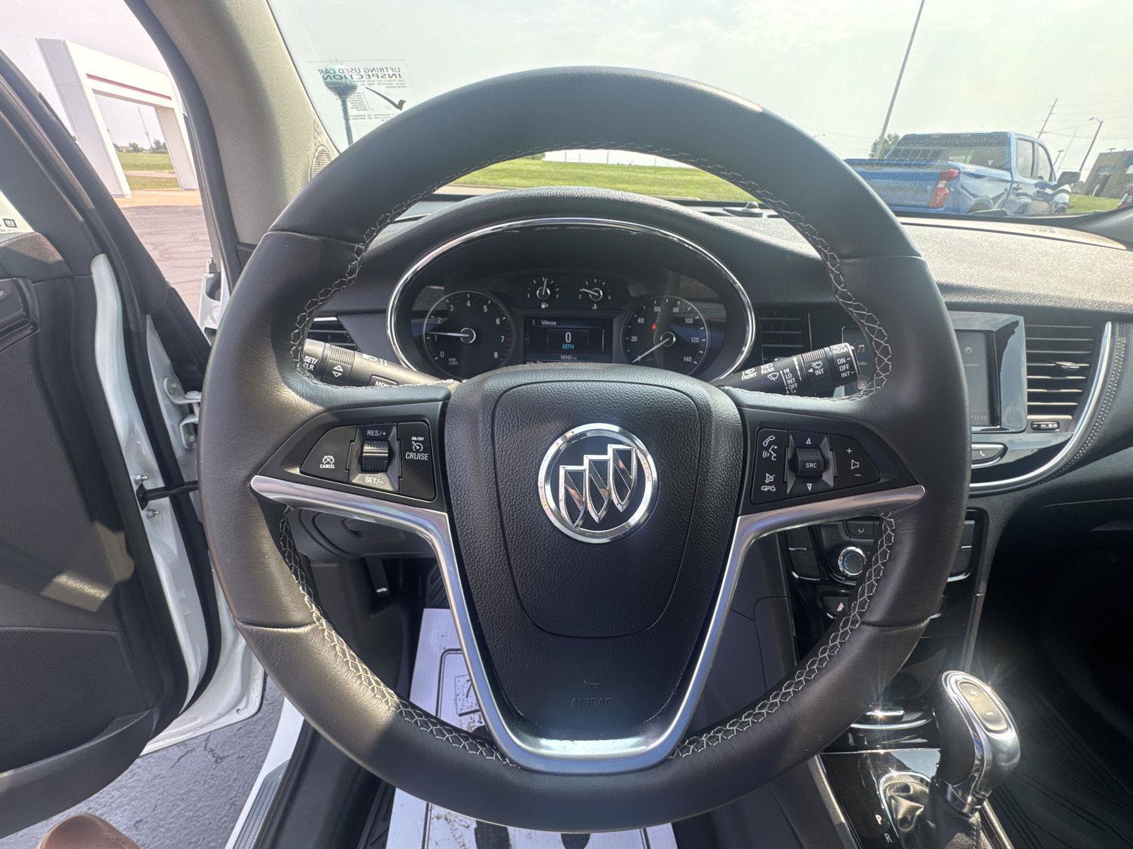 Used 2022 Buick Encore Preferred w/ Safety Package AWD/4WD image 18