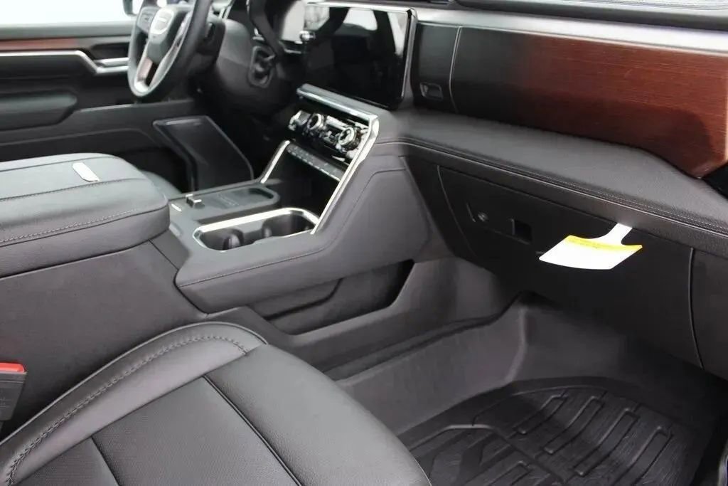 New 2026 GMC Sierra 3500 Denali image 19