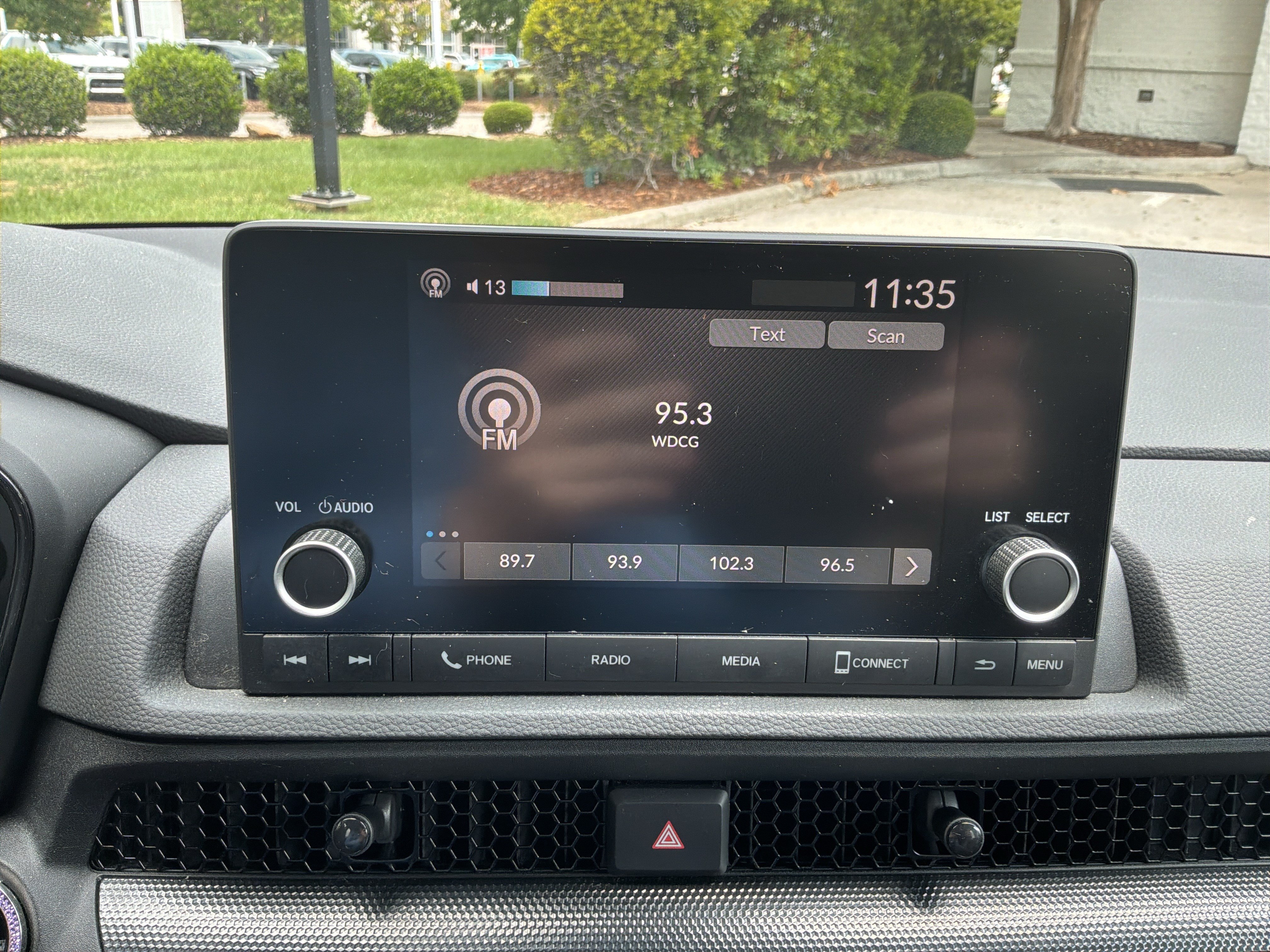 Used 2024 Honda CR-V EX image 23