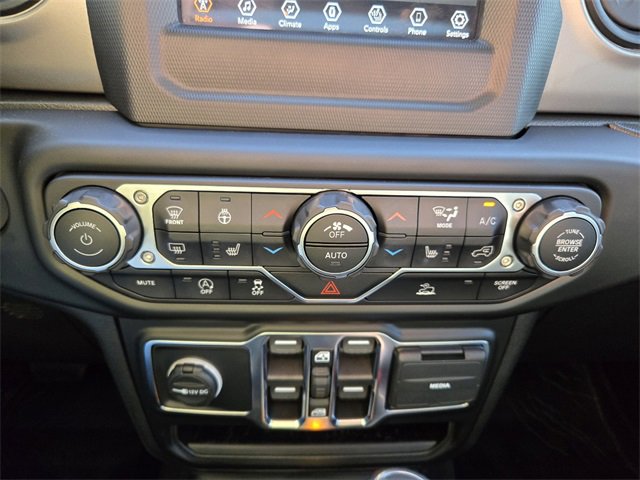 Used 2021 Jeep Wrangler Unlimited Sport image 23