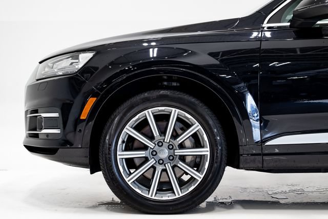 Used 2019 Audi Q7 3.0T Prestige AWD/4WD image 36