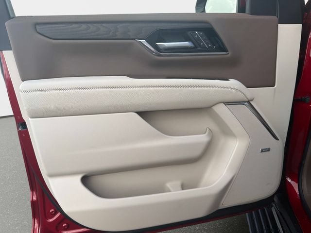 New 2026 GMC Yukon XL Denali w/ Sun & Power Step Package AWD/4WD image 14