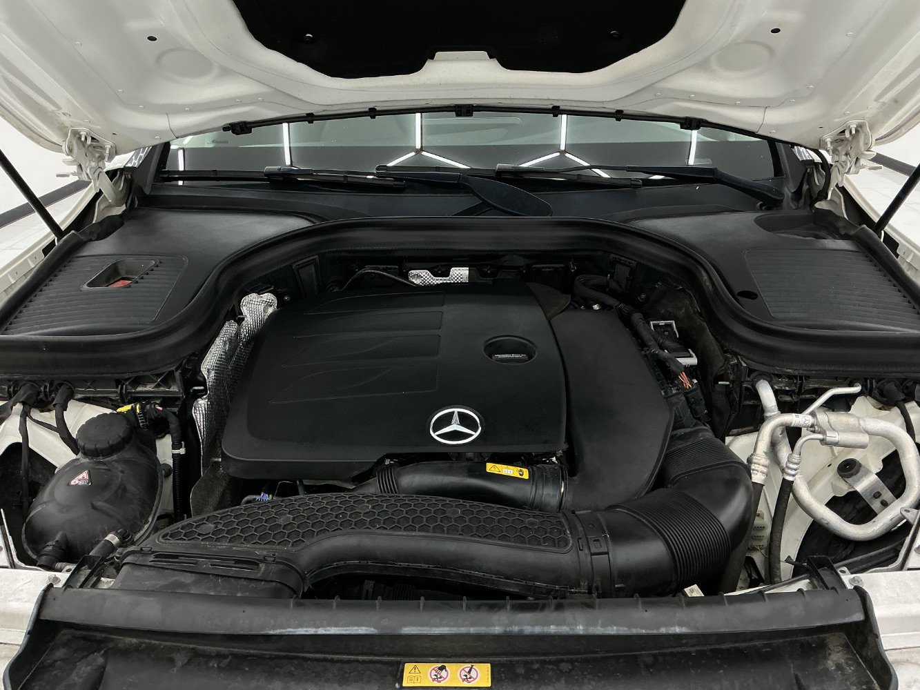 Used 2021 Mercedes-Benz GLC 300 4MATIC image 44