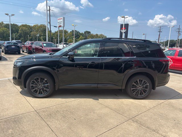 New 2026 Nissan Pathfinder SL FWD image 4