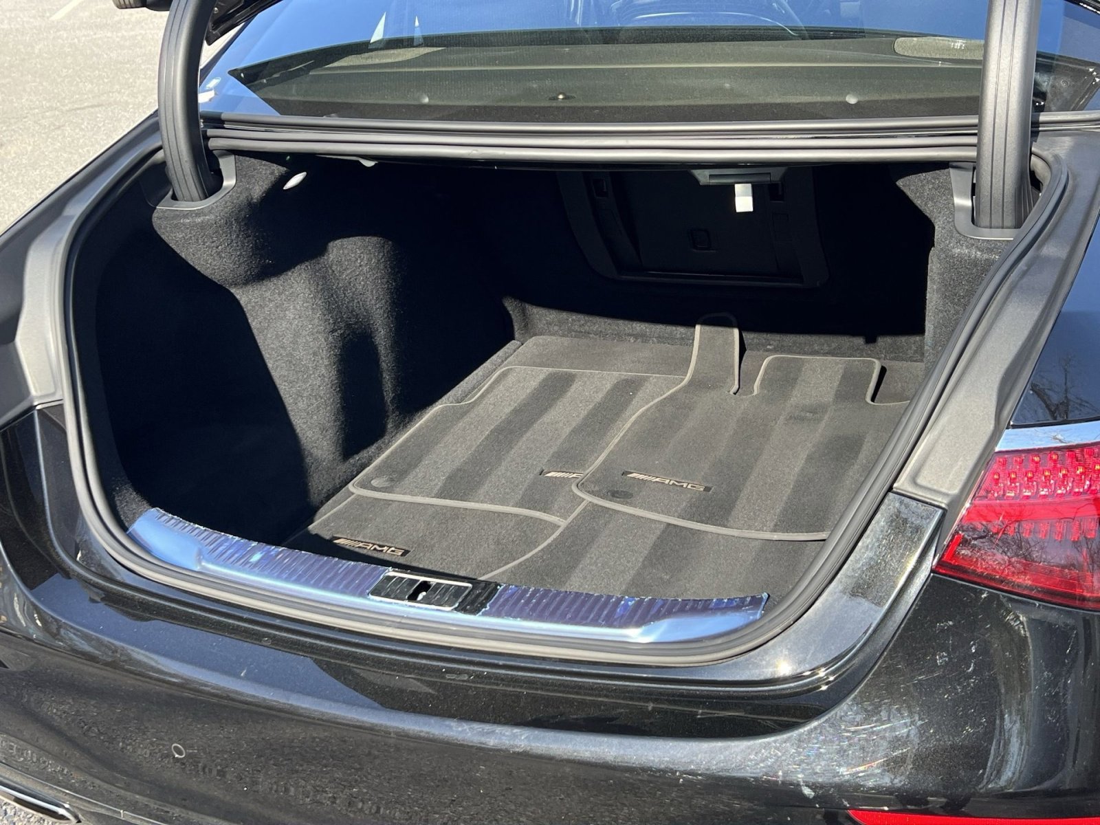 Certified 2024 Mercedes-Benz S 580 4MATIC Sedan image 24