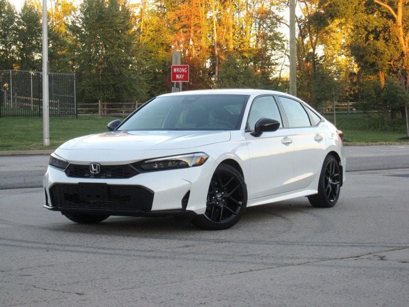 Used 2026 Honda Civic Sport image 3