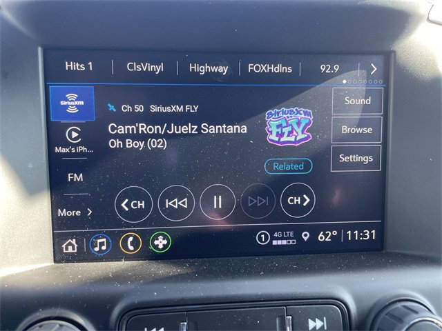 Used 2024 GMC Terrain SLT image 13