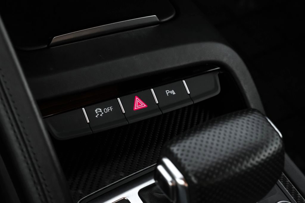 Used 2018 Audi R8 V10 plus image 25