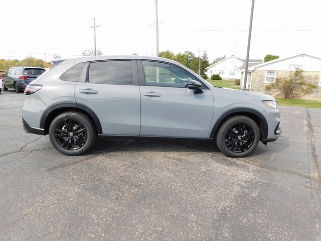 New 2026 Honda HR-V Sport image 2