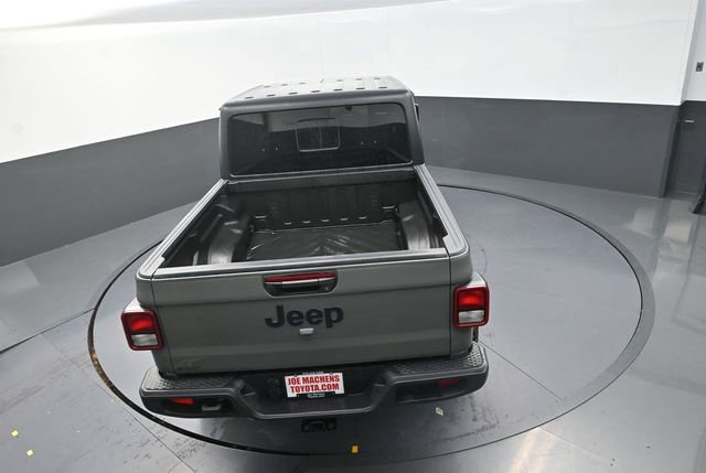 Used 2022 Jeep Gladiator Sport image 24