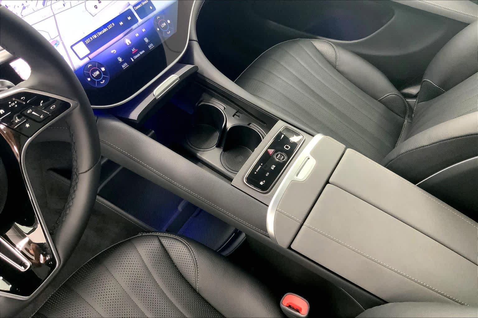 New 2027 Mercedes-Benz EQS 400 4MATIC SUV image 26