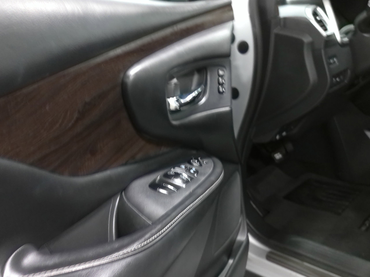 Used 2019 Nissan Murano Platinum image 25