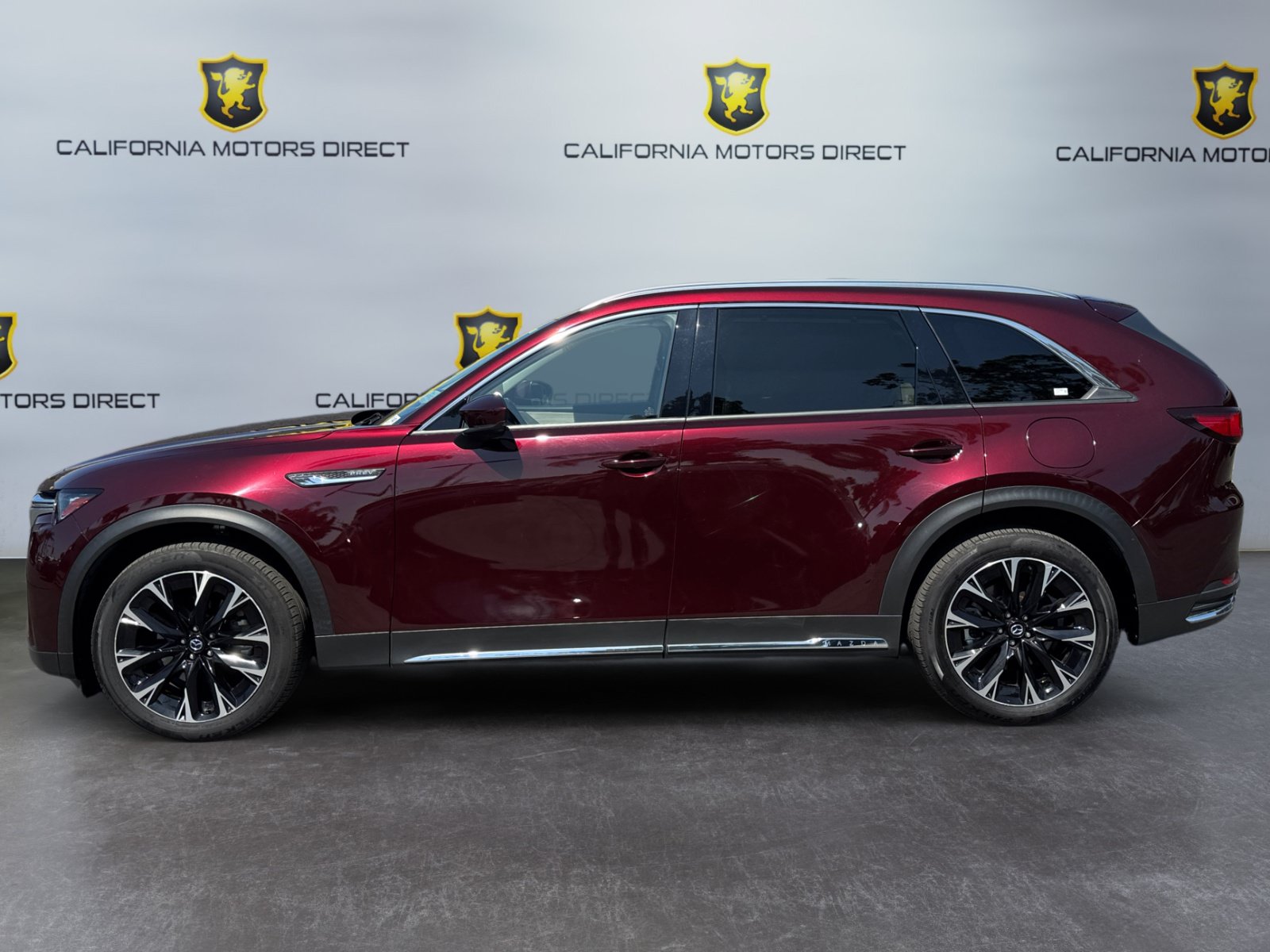 Used 2024 MAZDA CX-90 Plug-In Hybrid w/ Premium Plus AWD/4WD image 2
