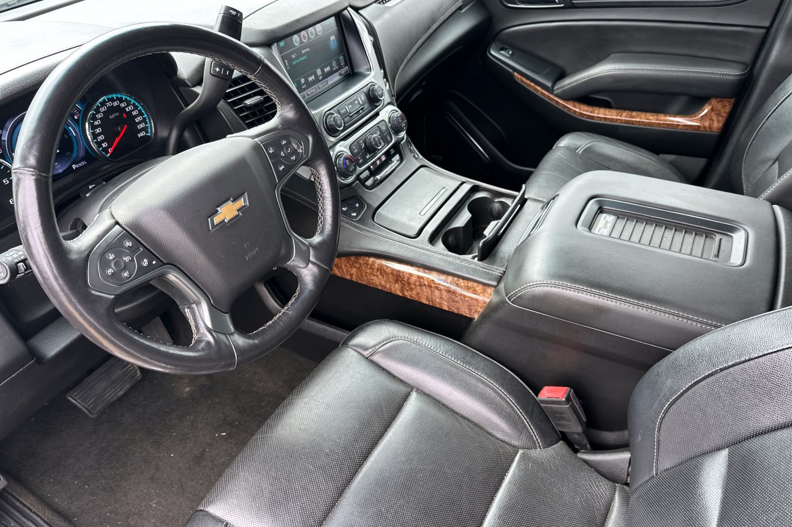 Used 2017 Chevrolet Tahoe Premier AWD/4WD image 9
