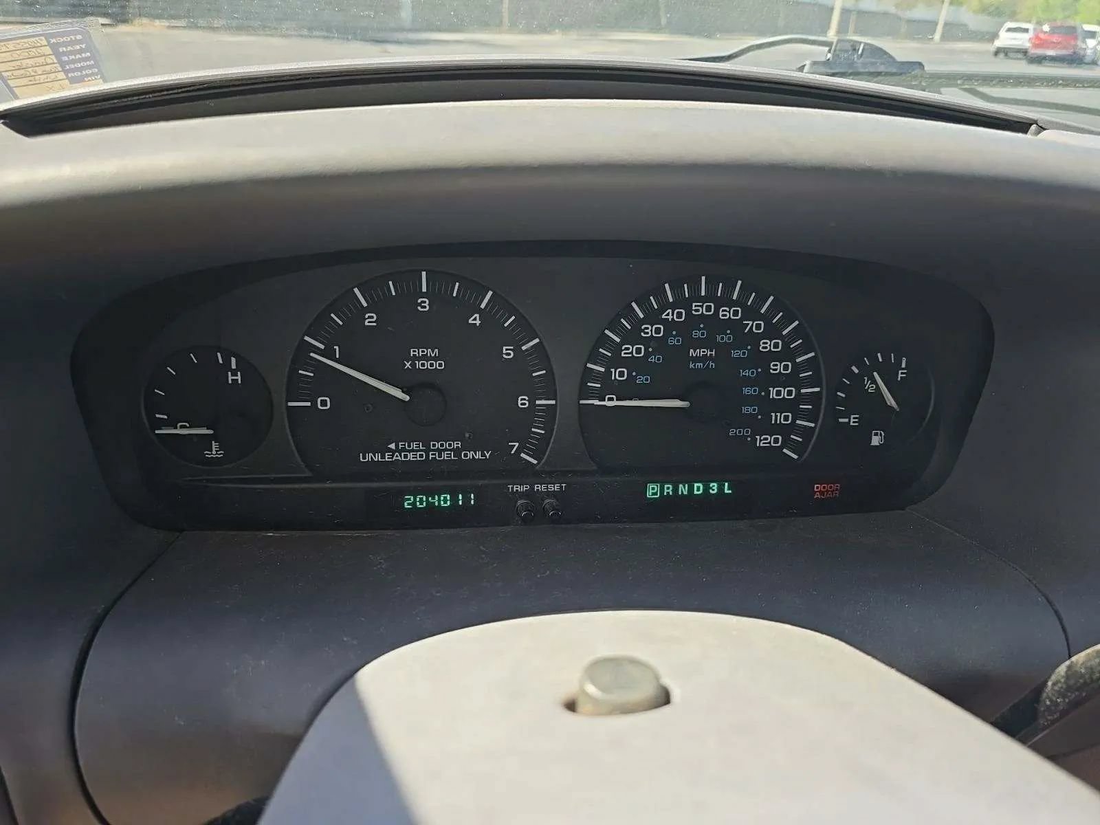 Used 2000 Chrysler Town & Country LX FWD image 7