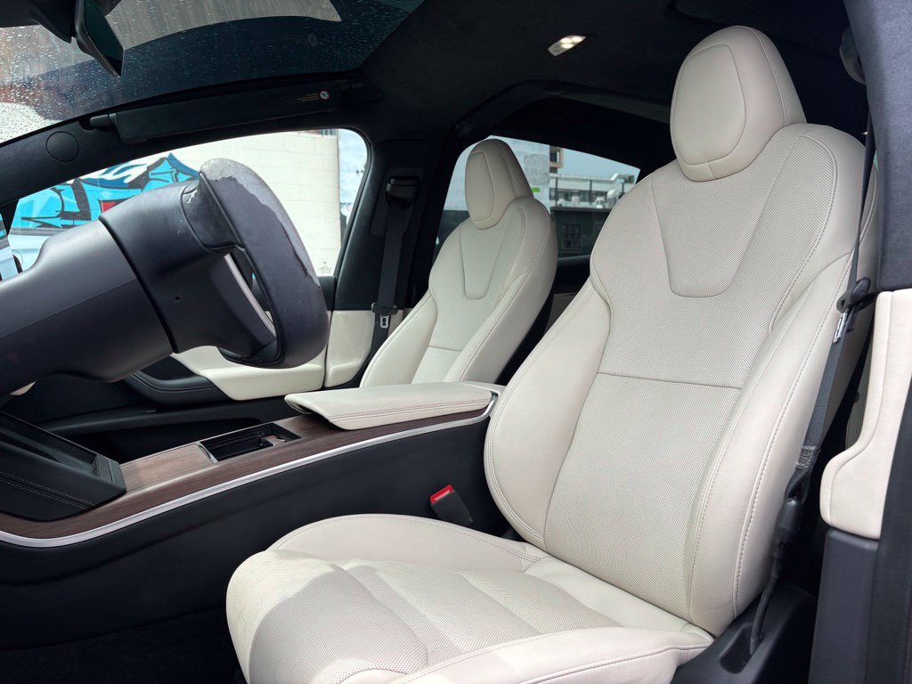 Used 2023 Tesla Model X AWD/4WD image 8