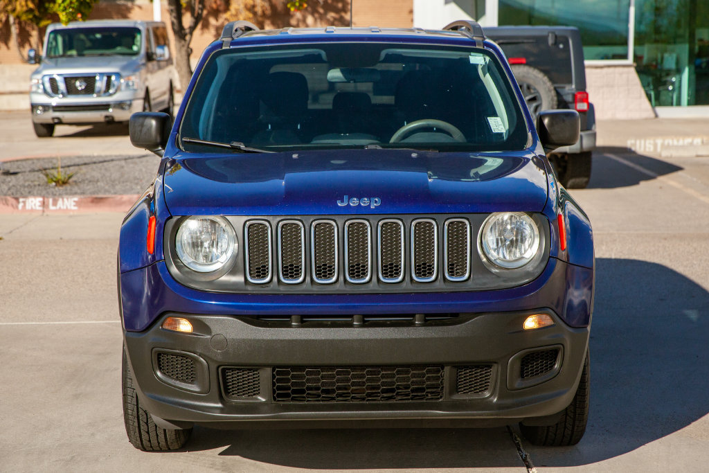 Used 2018 Jeep Renegade Sport w/ Power & Air Group AWD/4WD image 3