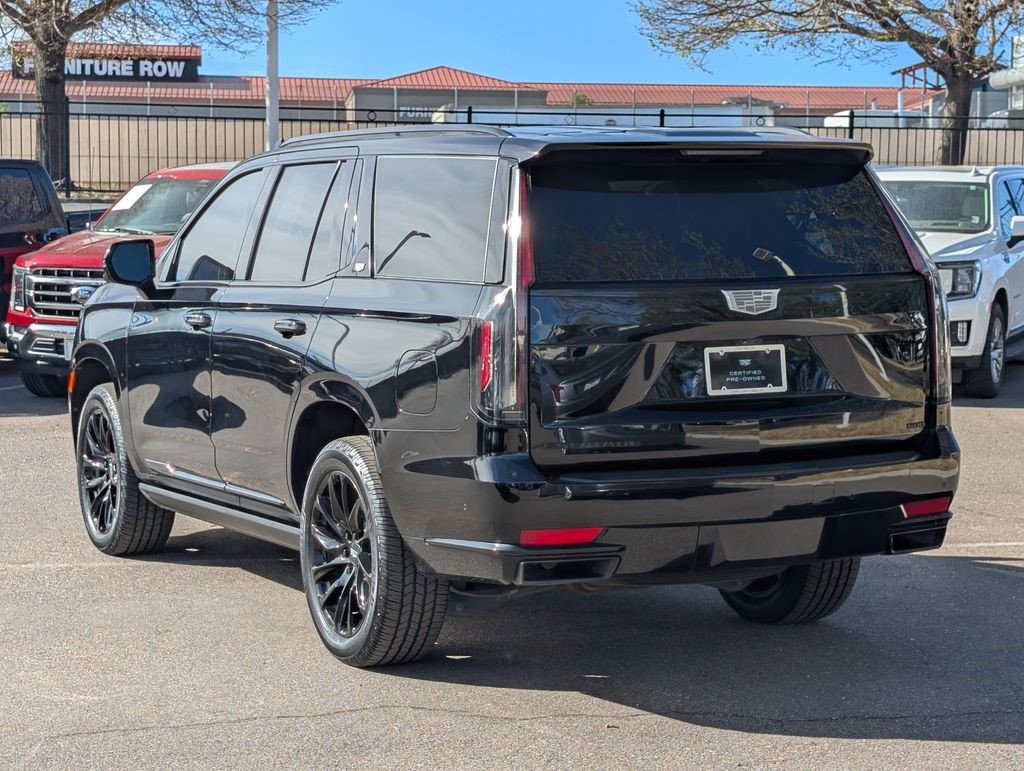 Certified 2022 Cadillac Escalade Sport Platinum w/ LPO, ONYX Package AWD/4WD image 3