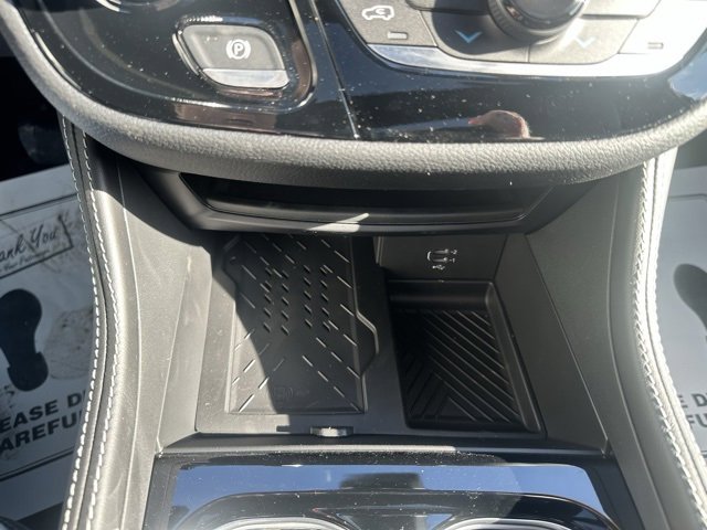 New 2026 Chrysler Pacifica Limited image 32