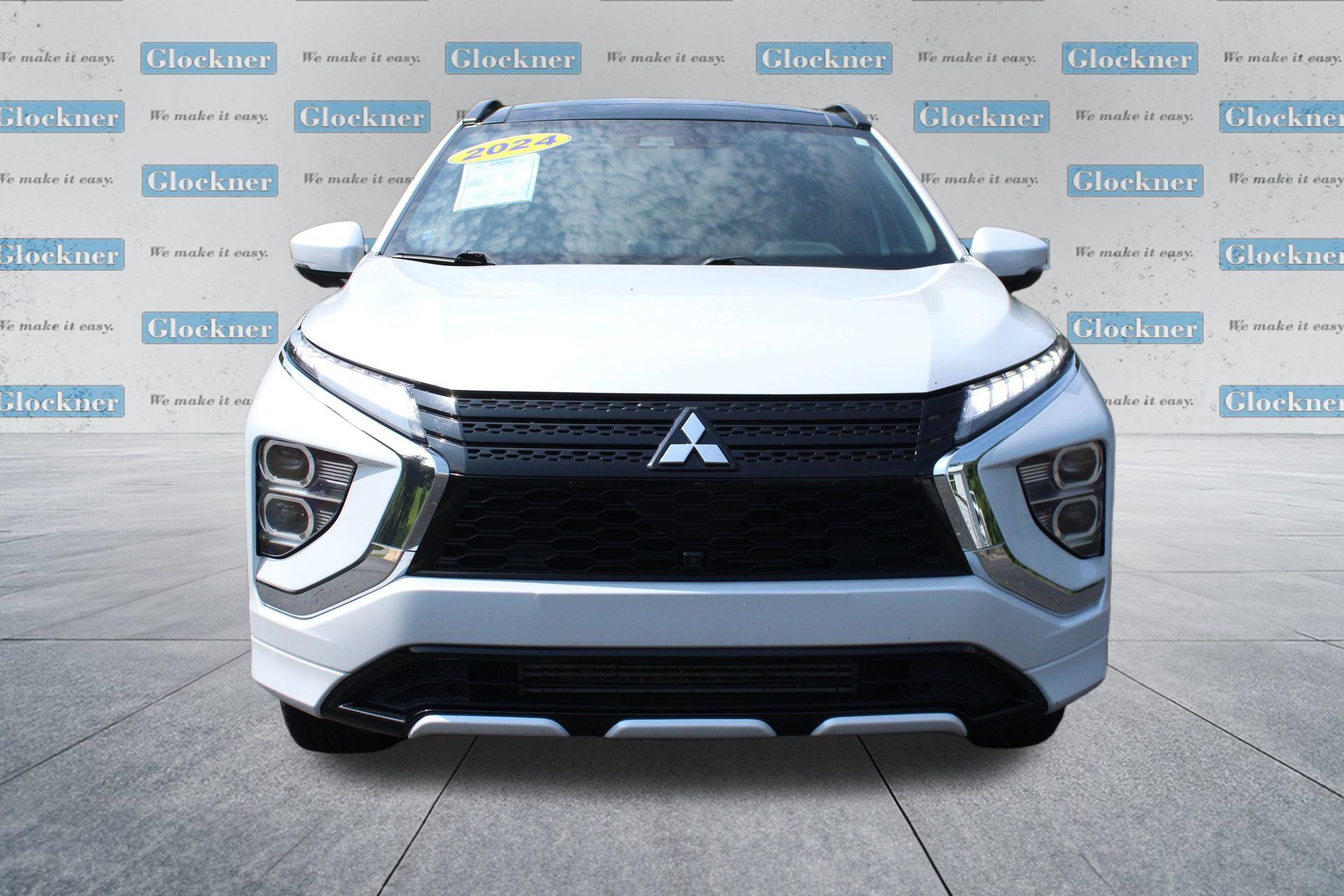 Used 2024 Mitsubishi Eclipse Cross SEL AWD/4WD image 2