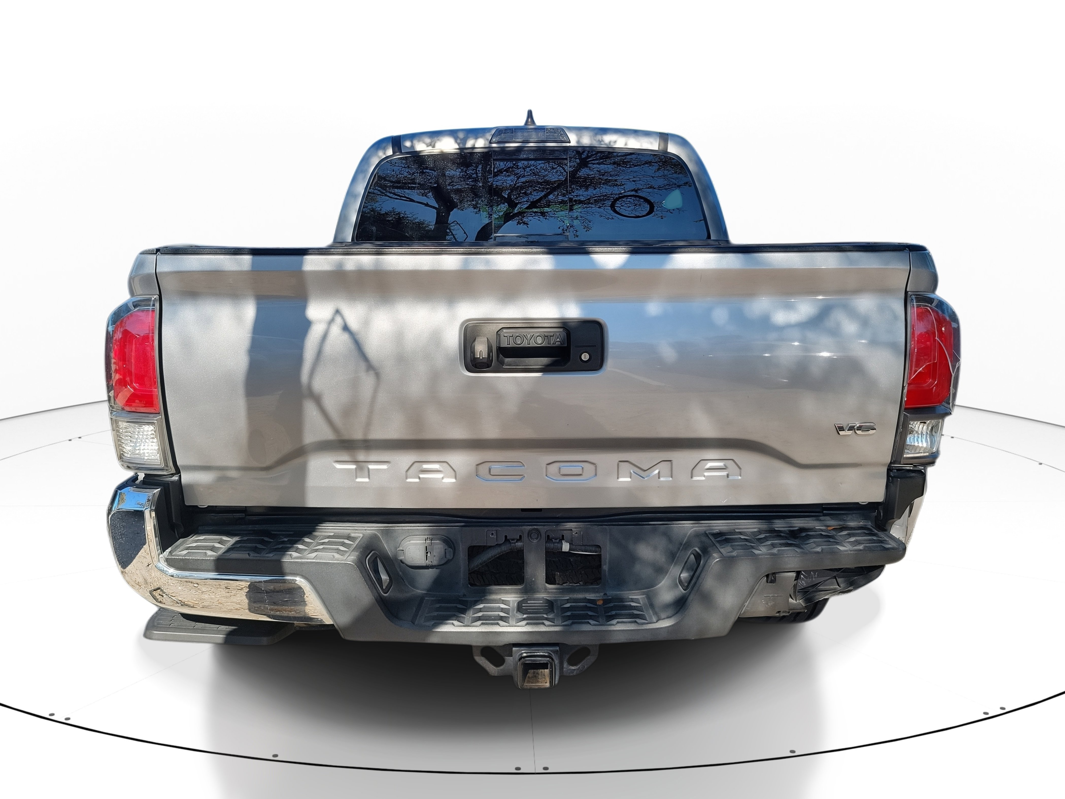 Used 2020 Toyota Tacoma TRD Off-Road image 8