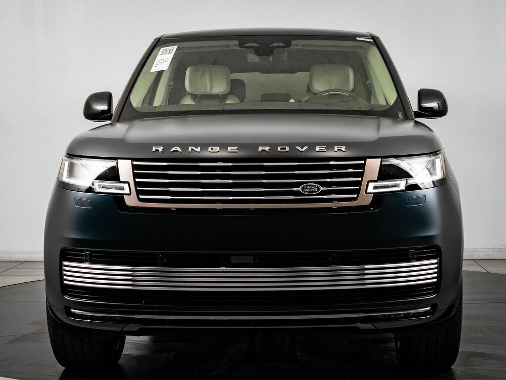 New 2026 Land Rover Range Rover SV AWD/4WD image 2