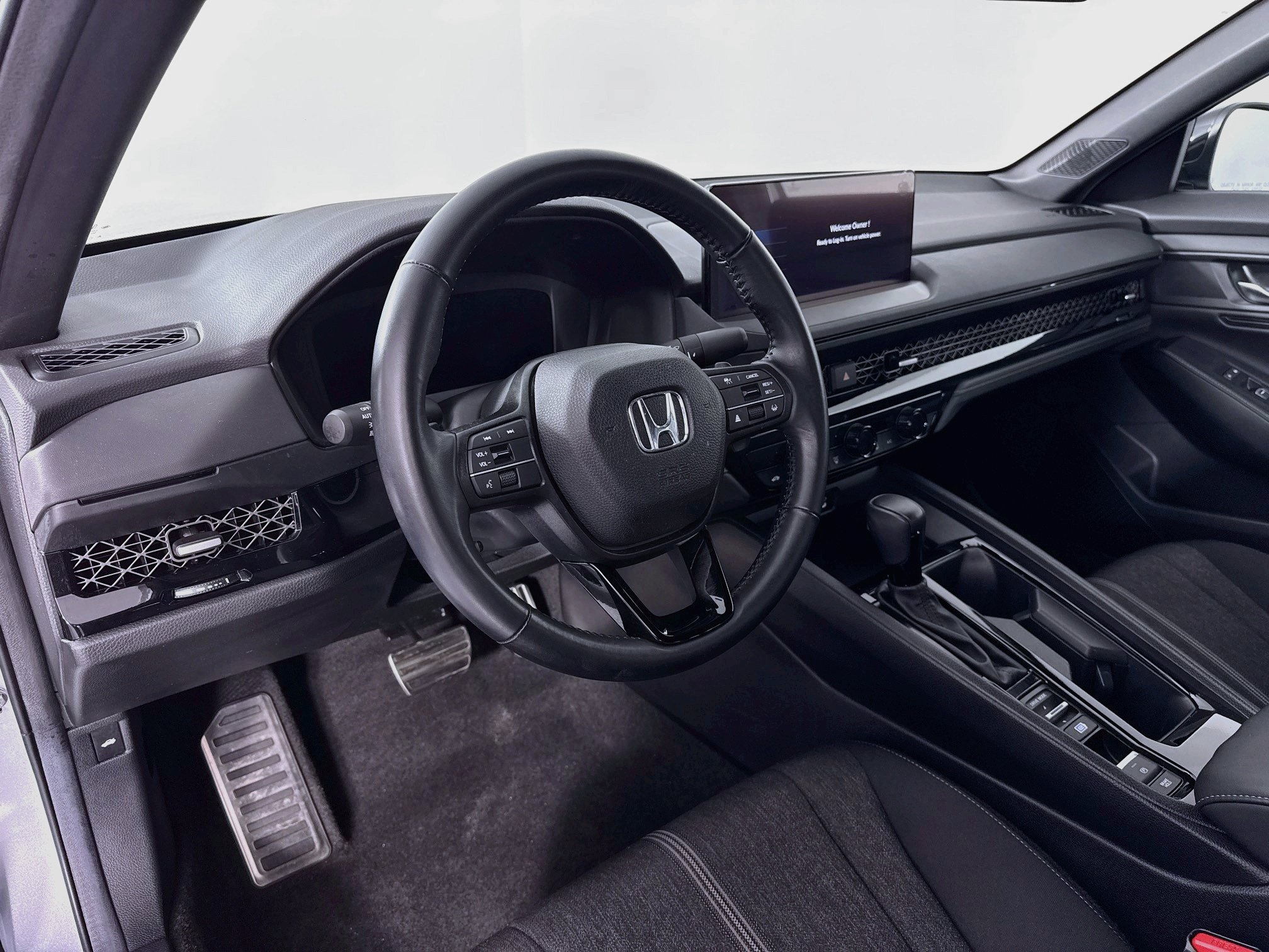 Certified 2024 Honda Accord Sport image 9