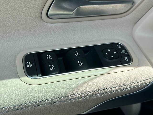 Certified 2022 Mercedes-Benz CLA 250 image 14