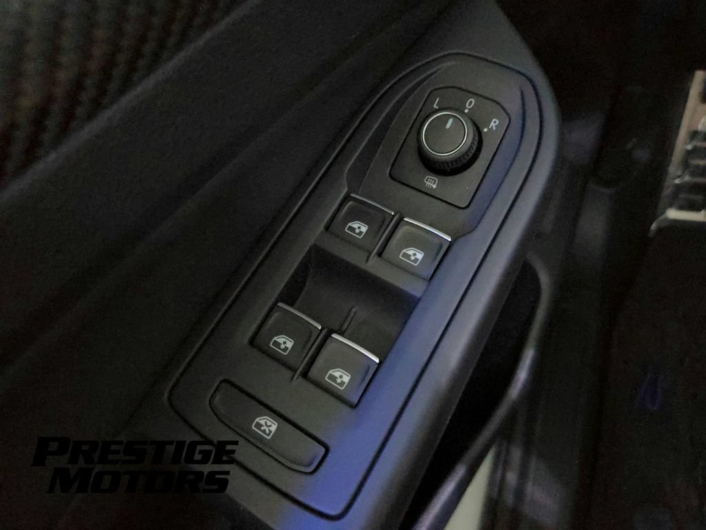 Used 2023 Volkswagen Golf 20th Anniversary Edition AWD/4WD image 21