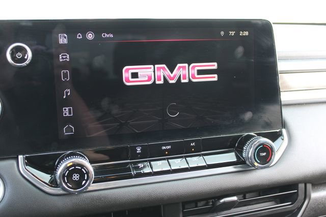 Used 2024 GMC Canyon Elevation image 26