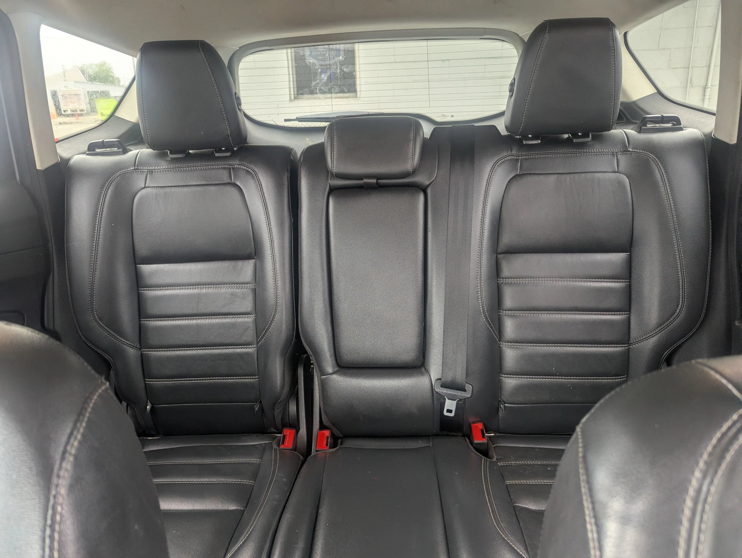 Used 2018 Ford Escape Titanium w/ Ford Safe & Smart Package AWD/4WD image 19