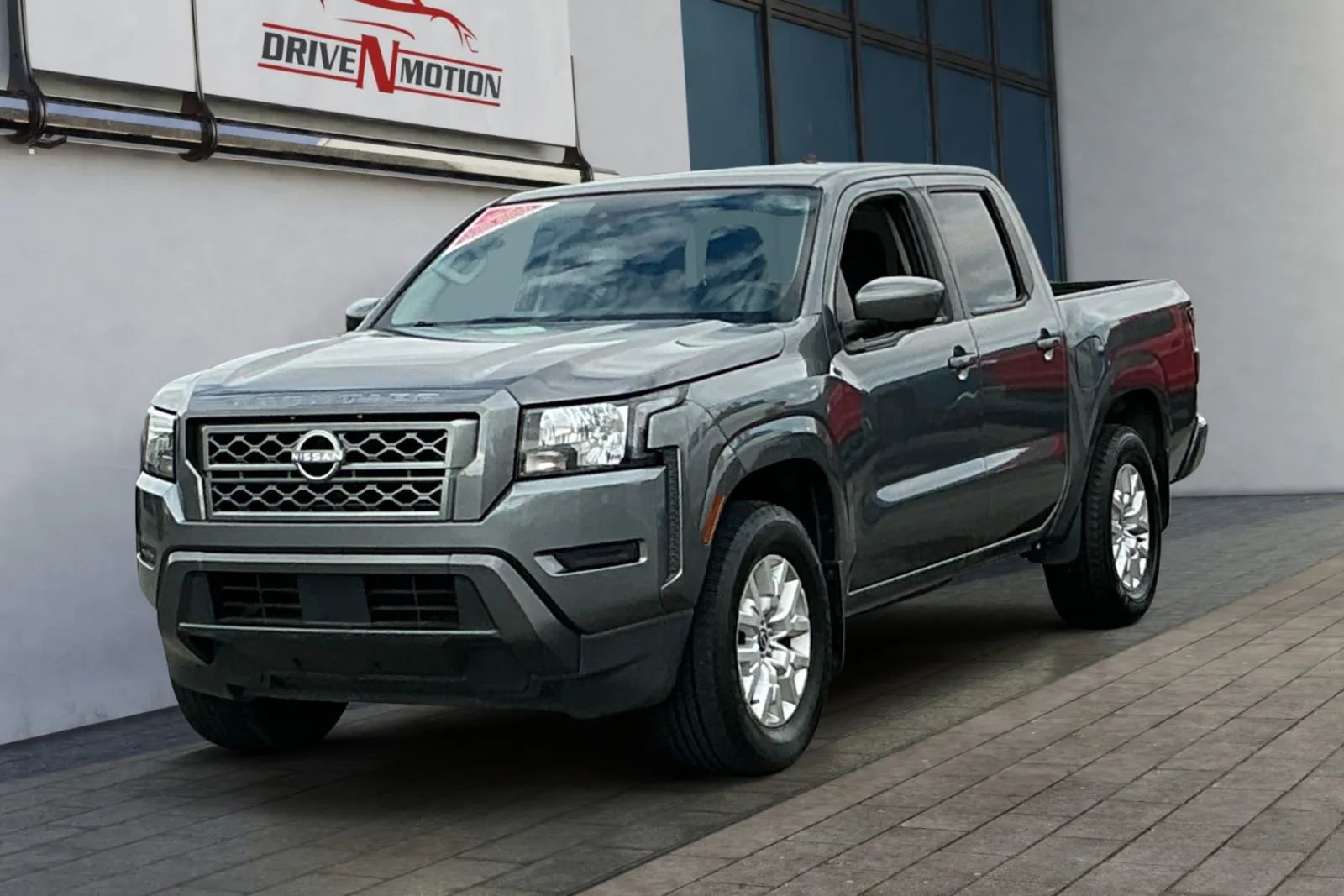 Used 2022 Nissan Frontier SV w/ Technology Package image 7