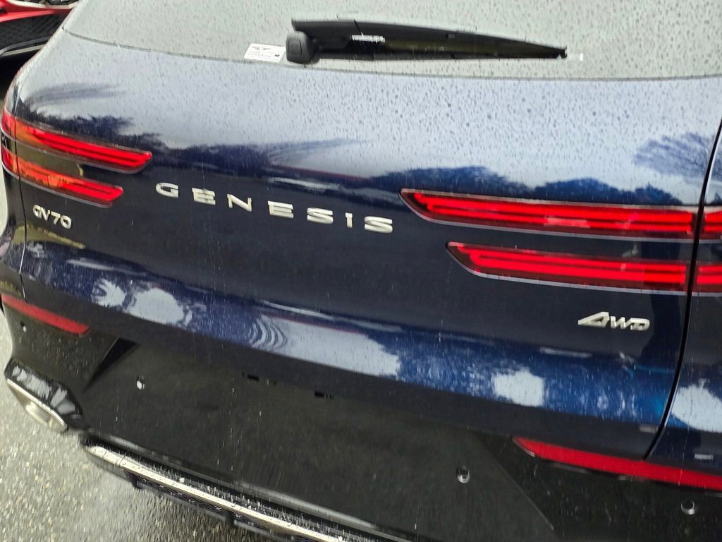 New 2026 Genesis GV70 2.5T Sport Prestige AWD/4WD image 13