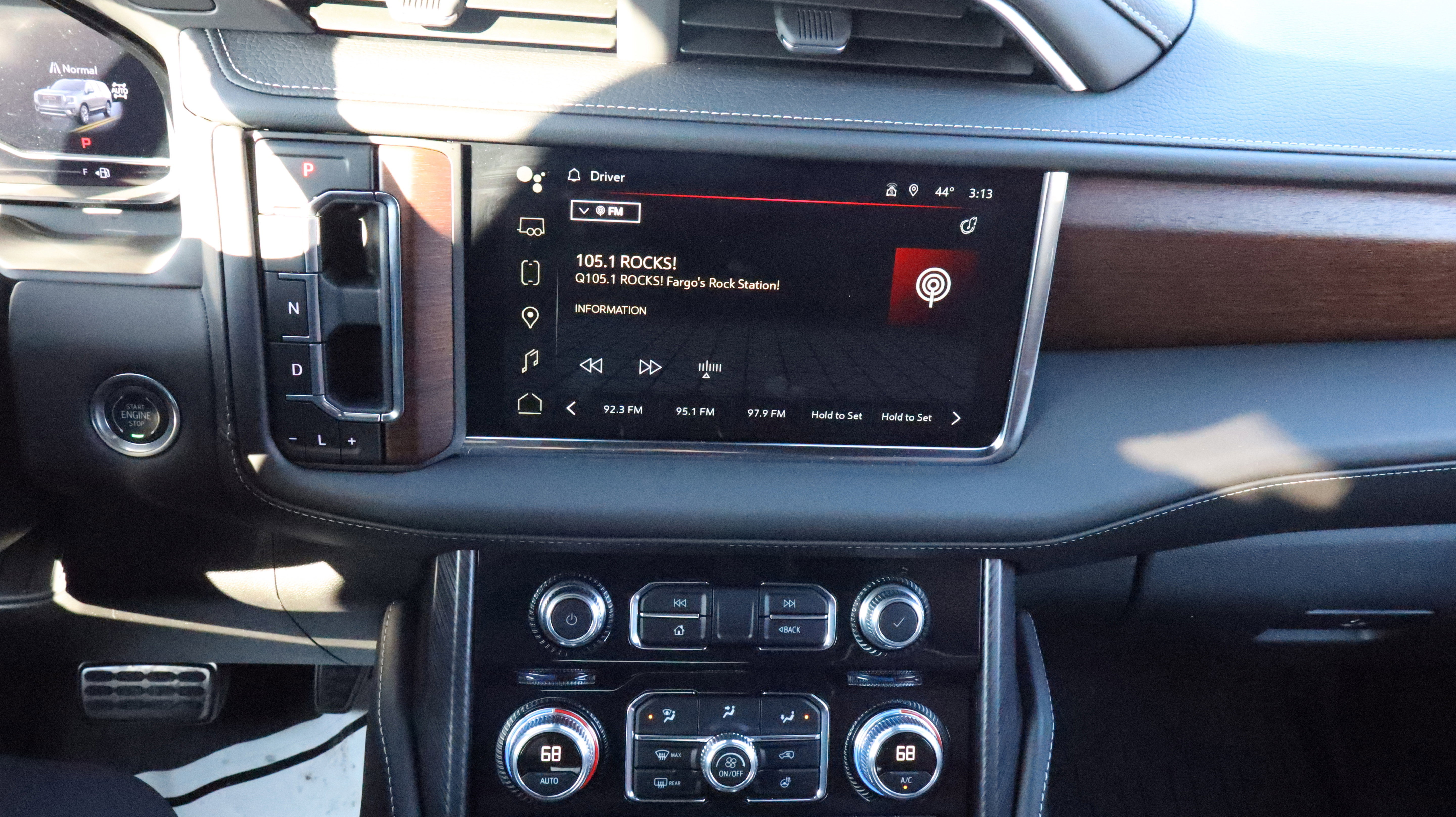 Certified 2024 GMC Yukon Denali Ultimate image 14